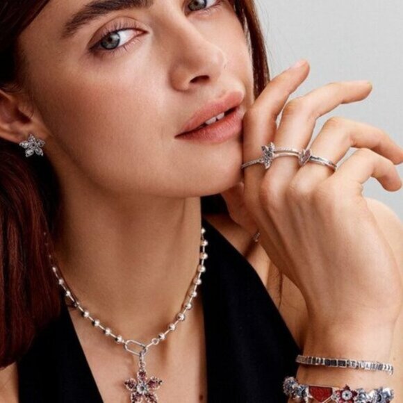 Pandora Stranger Things Glow-in-the-dark Heart Charm - Picture 7 of 7